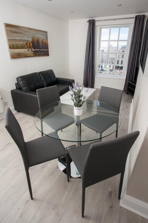 Temple Bar Essex Apartments Dublin Bagian luar foto