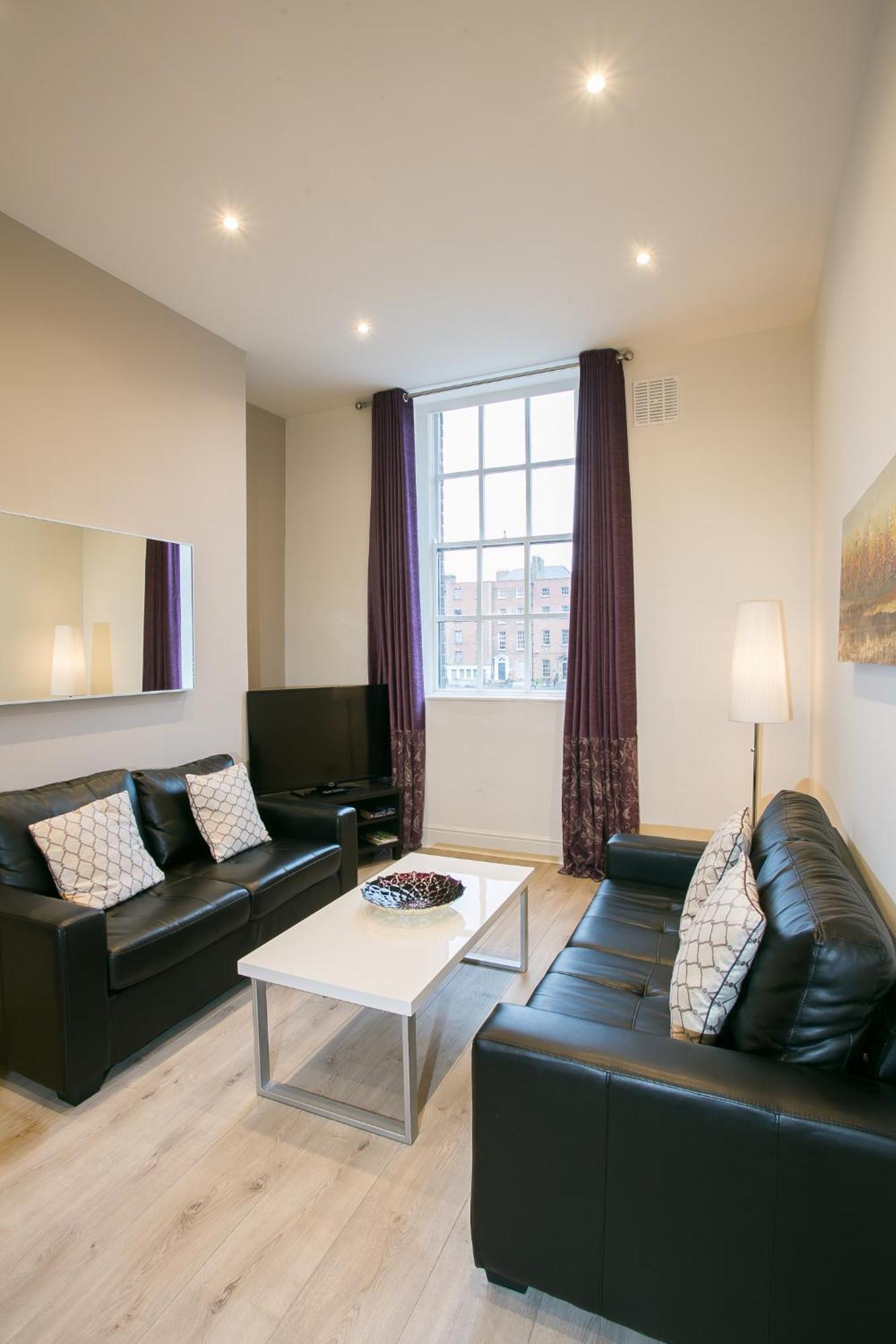 Temple Bar Essex Apartments Dublin Bagian luar foto
