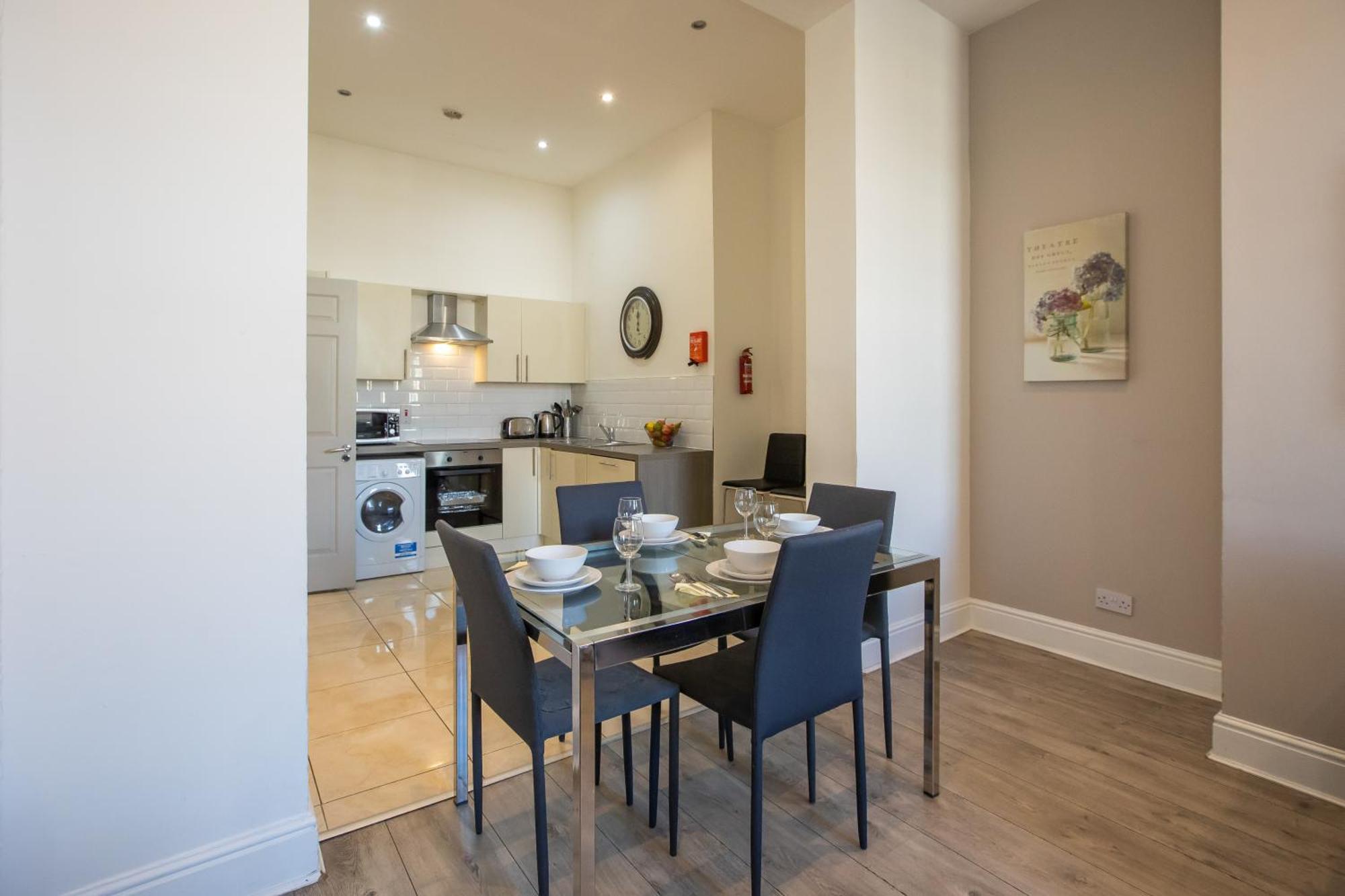 Temple Bar Essex Apartments Dublin Bagian luar foto